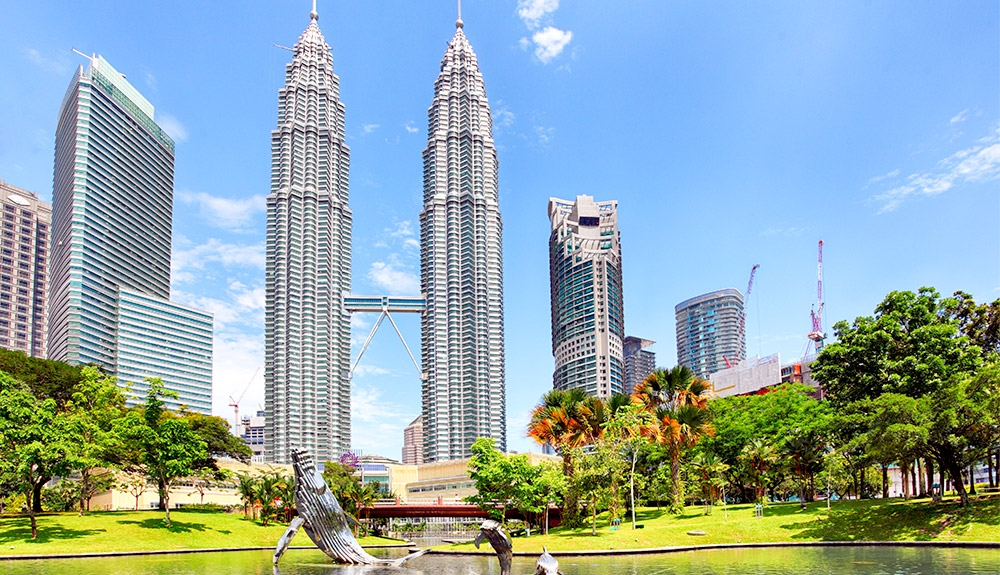 SINGAPORE - MALAYSIA (VNA)
